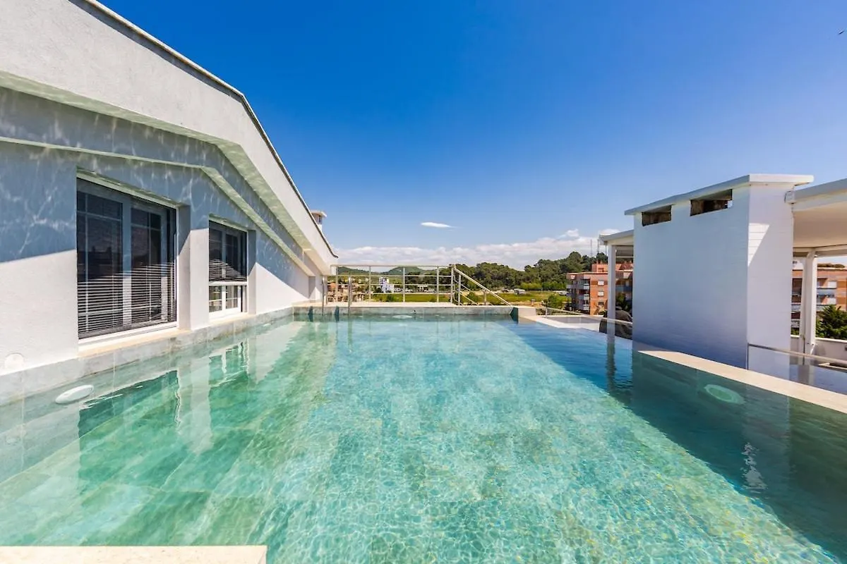 Rooftop Apartment With Private Pool Golem  Albania